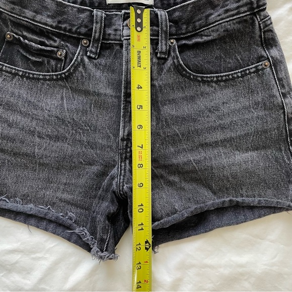 Abercrombie Mid-rise Boyfriend Denim Shorts - Picture 5 of 5